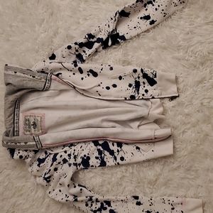 Cropped pink sweatshirt, few minor stains pictures on sleeves